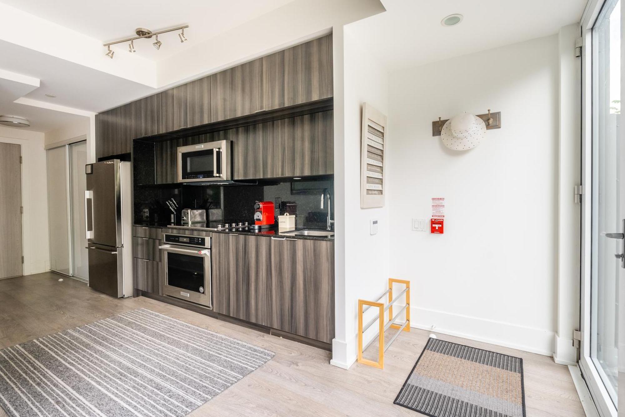 Spacious Corner Apartment Downtown Toronto Buitenkant foto