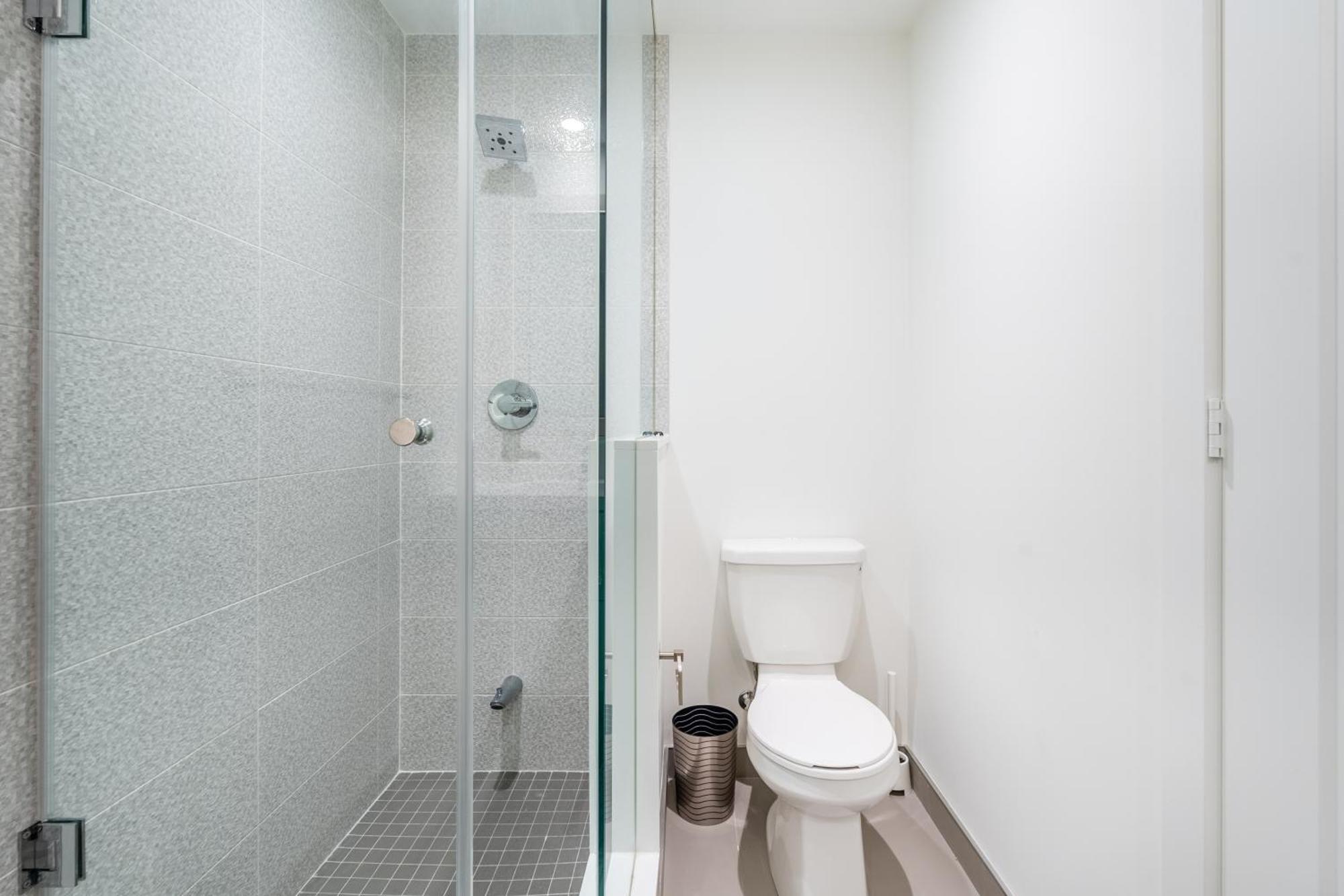 Spacious Corner Apartment Downtown Toronto Buitenkant foto